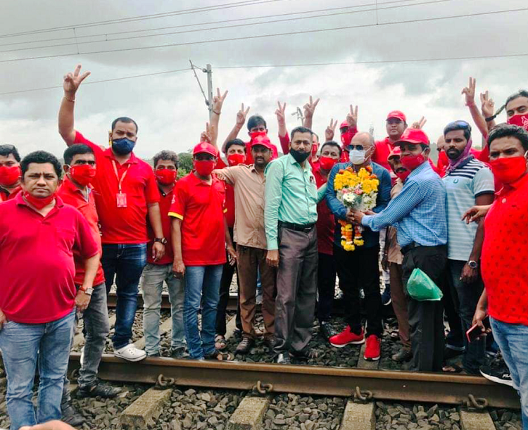 GS NRMU (CR/KR) COM. VENU P NAIR AND NRMU CADRES VISITED KOLAD/MANGAON/KHED/CHIPLUN/SANGAMSHWAR ROAD /RATNAGIRI RLY STATIONS OF KONKAN RAILWAY ON PRE-ELECTION DAY (04.08.2021)