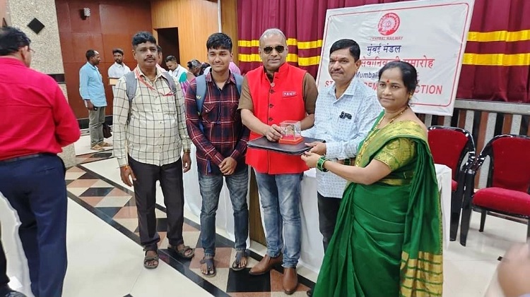 GS COM. VENU P. NAIR ATTENDED THE RETIREMENT FUNCTION OF C. RLY. MUMBAI DIVISION HELD ON 01.09.2022 AT CSMT AUDITORIUM.