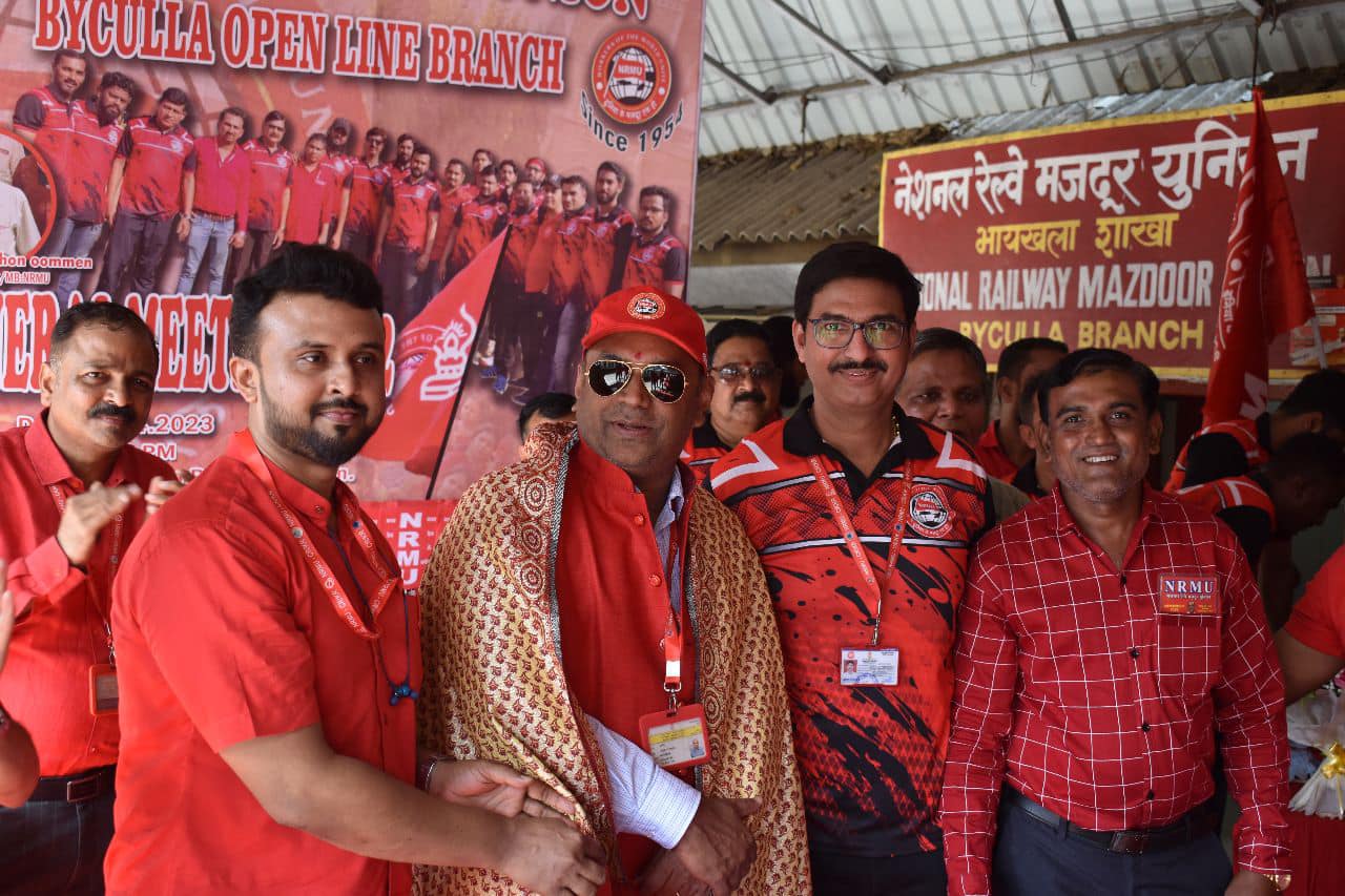 ANNUAL CONVENTION OF NRMU (CR/KR)'S BYCULLA OPEN LINE BRANCH WAS HELD ON 05.04.2023 AT 16.00 HRS ON PLATFORM NO. 4 BYCULLA STATION