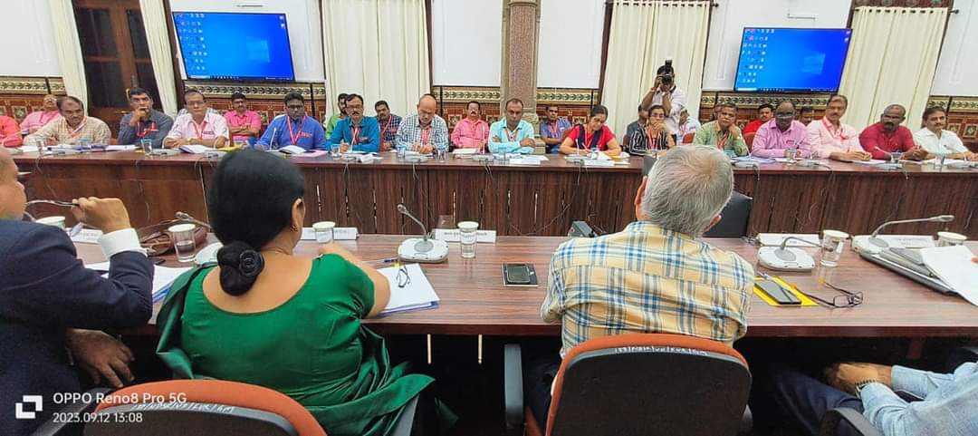 NRMU(CR) HQ PNM OF CENTRAL RAILWAY HELD ON 12.09.2023 WITH GM/AGM/ ALL PHOD's.