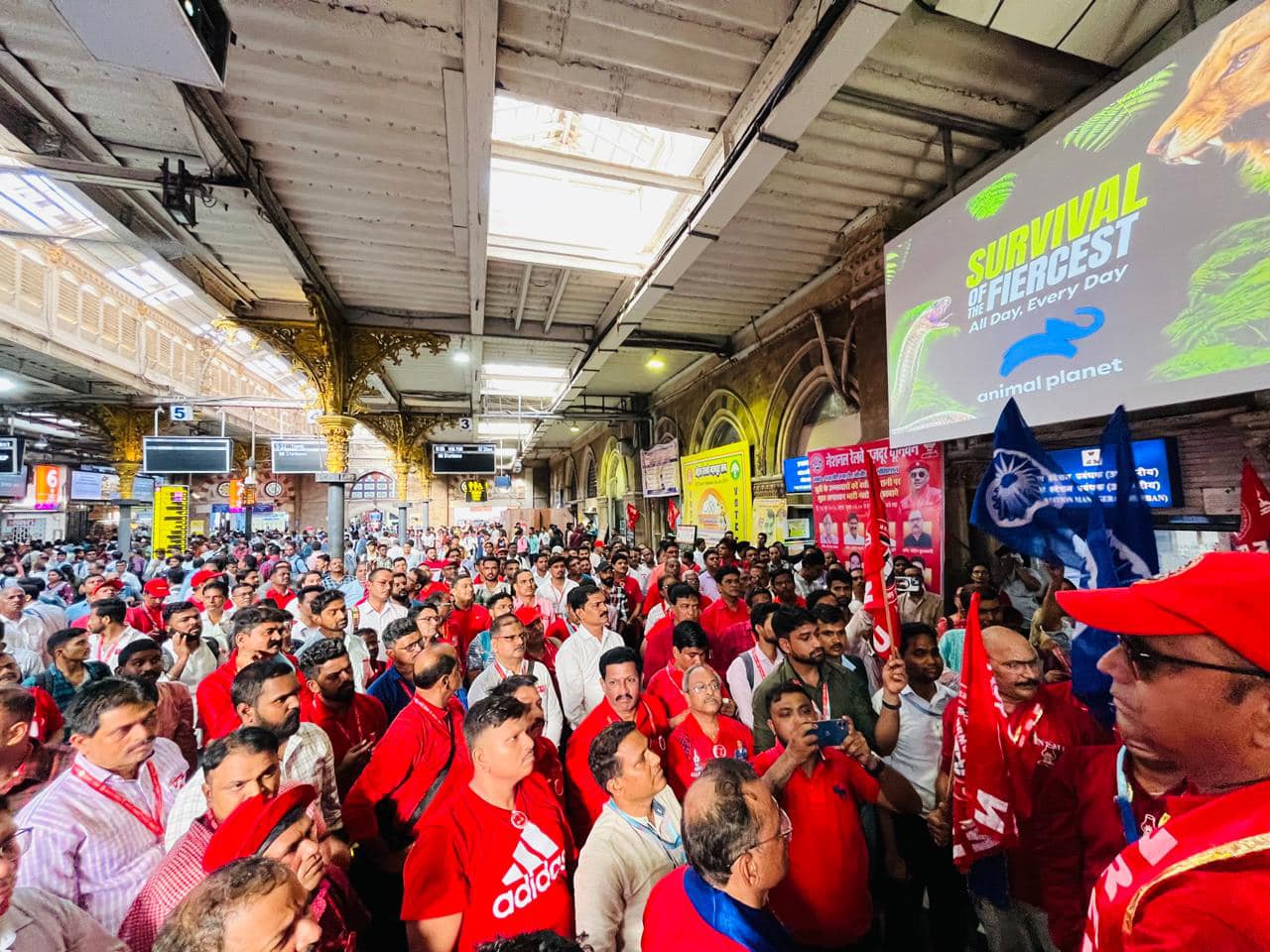 FEW GLIMPSES FROM GS COM. VENU P NAIR ELECTION CAMPAIGN RALLY AND MEETING AT DADAR AND CSMT ON 24.06.2024